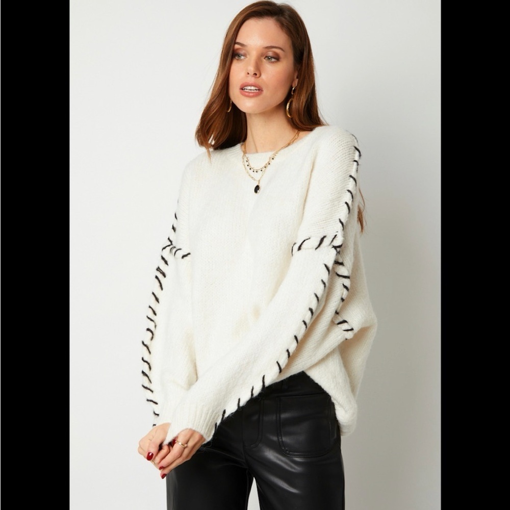 Cozy Cream Stitch Detail Oversized Sweater Size Small